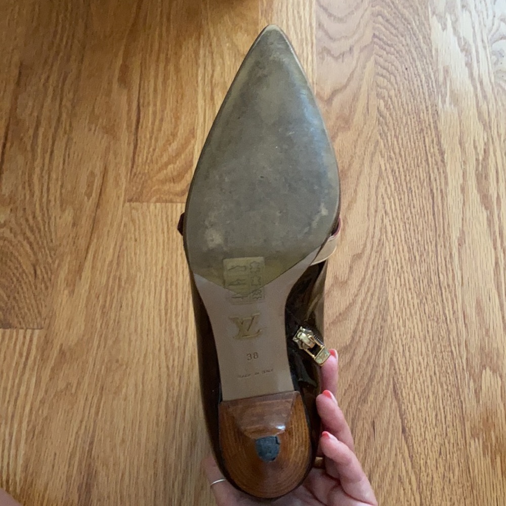 Heels - Picture 6 of 6